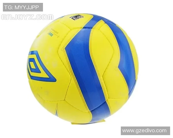 足球卡蓝折与绿折的区别解析及其收藏价值对比